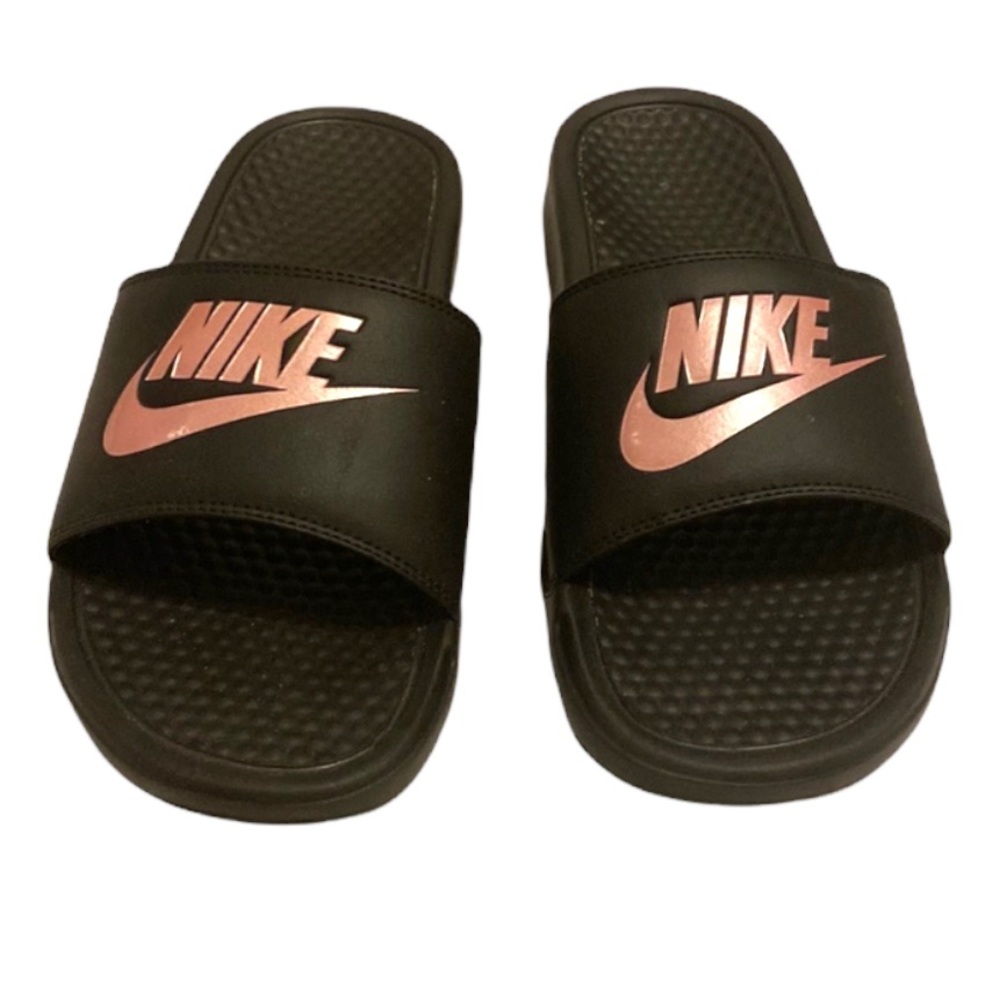 Nike Woman’s Benassi JDI slides